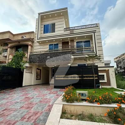 G-13 30x60 Brand new double story house available