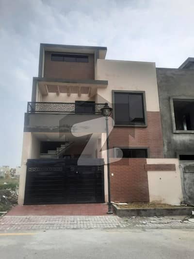 کوہستان انکلیو - سیکٹر آئی کوہستان انکلیو,واہ کینٹ,واہ میں 5 مرلہ مکان 2.25 کروڑ میں برائے فروخت۔