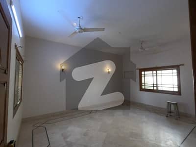 نارتھ ناظم آباد ۔ بلاک اے نارتھ ناظم آباد,کراچی میں 4 کمروں کا 1 کنال بالائی پورشن 1.9 لاکھ میں کرایہ پر دستیاب ہے۔