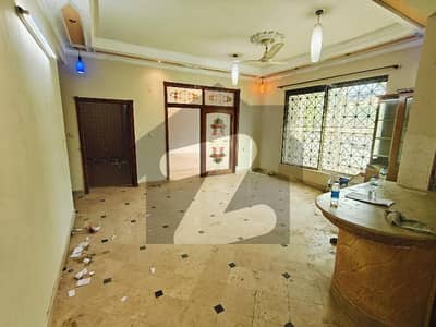 12,Marla Ground Floor Portion Separate Gate Available For Rent In Johar Town Near Doctor Hospital 12,Marla Ground Floor Portion Separate Gate Available For Rent In Johar Town Near Doctor Hospital