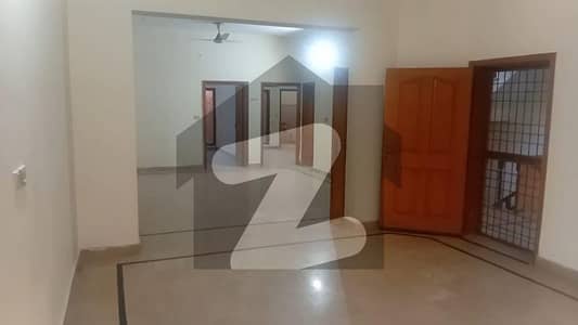 7 MARLA UPPER PORTION AVAILABLE FOR RENT IN JOHAR TOWN (BOR)