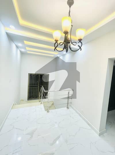 عسکری 10 عسکری,لاہور میں 5 کمروں کا 15 مرلہ مکان 2.83 لاکھ میں کرایہ پر دستیاب ہے۔