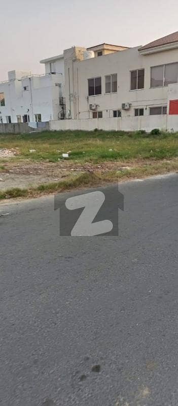 ڈی ایچ اے فیز 7 ڈیفنس (ڈی ایچ اے),لاہور میں 10 مرلہ رہائشی پلاٹ 1.7 کروڑ میں برائے فروخت۔