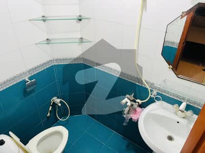 Unfurnished apartment for rent in clifton block 2