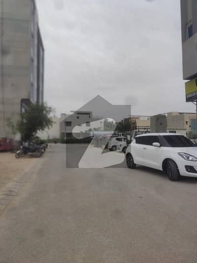 100 yd plot available for sell Khalid commercial