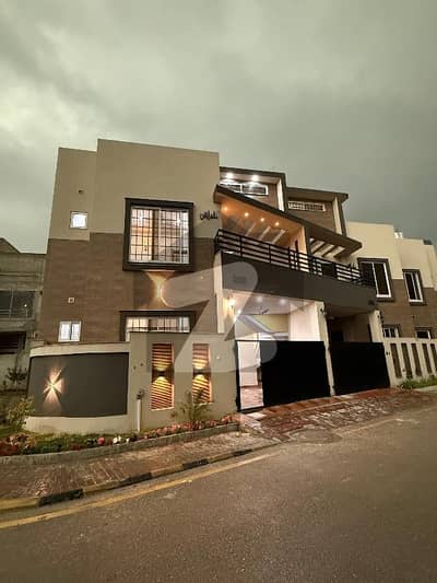 کوہستان انکلیو واہ کینٹ,واہ میں 4 کمروں کا 4 مرلہ مکان 2.0 کروڑ میں برائے فروخت۔