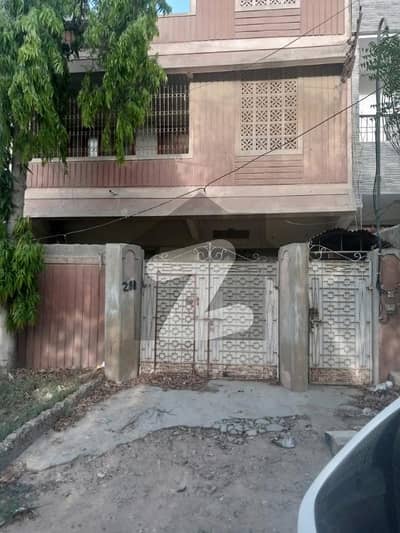 نارتھ کراچی ۔ سیکٹر 10 نارتھ کراچی,کراچی میں 4 کمروں کا 5 مرلہ مکان 2.5 کروڑ میں برائے فروخت۔