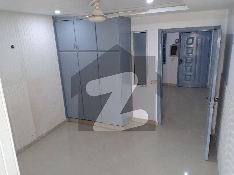 جوبلی ٹاؤن لاہور میں 1 کمرے کا 3 مرلہ فلیٹ 30.0 ہزار میں کرایہ پر دستیاب ہے۔ جوبلی ٹاؤن لاہور میں 1 کمرے کا 3 مرلہ فلیٹ 30.0 ہزار میں کرایہ پر دستیاب ہے۔