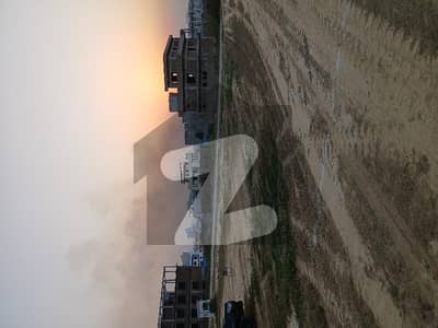 یونیورسٹی ٹاؤن ۔ بلاک ای یونیورسٹی ٹاؤن,اسلام آباد میں 5 مرلہ رہائشی پلاٹ 32.0 لاکھ میں برائے فروخت۔