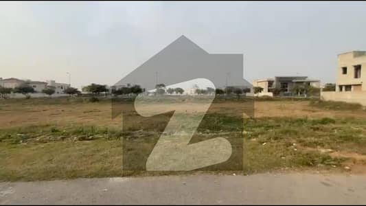 DHA PHASE 8 BLOCK S PLOT NO 382 FOR SALE DB POLE CLEAR NDC APPLIED