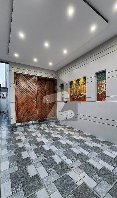 ڈی ایچ اے 11 رہبر سیکٹر 2 ڈی ایچ اے 11 رہبر,لاہور میں 3 کمروں کا 5 مرلہ مکان 2.6 کروڑ میں برائے فروخت۔