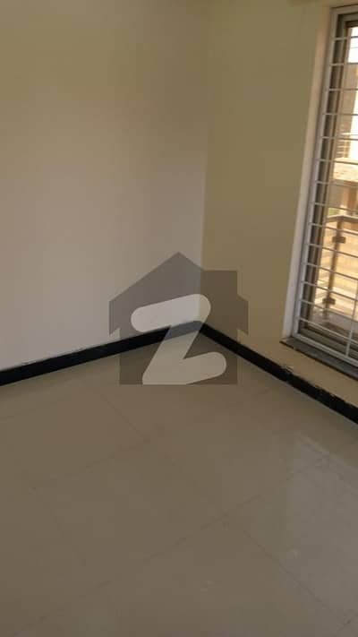 Valencia Housing Society Flat Sized 4 Marla For rent