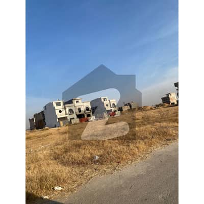 10 Marla Clear Land Plot For Sale In G-14/1