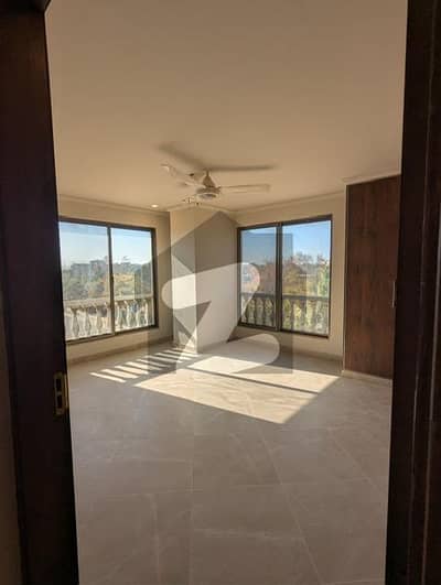 Gulberg Greens 1455 Sqft Apartment For Sale