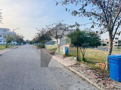 Corner 10 Marla Plot on 50 ft Road Corner 10 Marla Plot on 50 ft Road