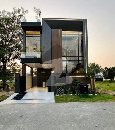 ULTRA LUXURY 5 MARLA BEAUTIFULL HOUSES AVAILABLE FOR SALE IN DHA LAHORE