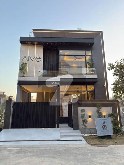 GOLDEN CHANCE FOR INVESTMENT ULTRA LUXURY 5 MARLA BEAUTIFULL HOUSES AVAILABLE FOR SALE IN DHA LAHORE GOLDEN CHANCE FOR INVESTMENT ULTRA LUXURY 5 MARLA BEAUTIFULL HOUSES AVAILABLE FOR SALE IN DHA LAHORE