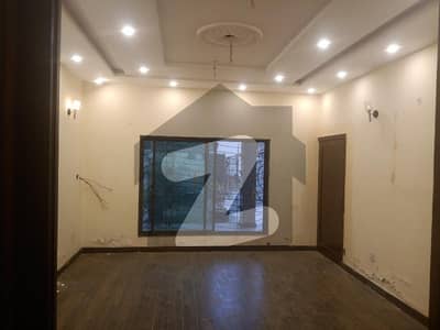 5 Marla Beautiful 2nd Portion Available For Small Family