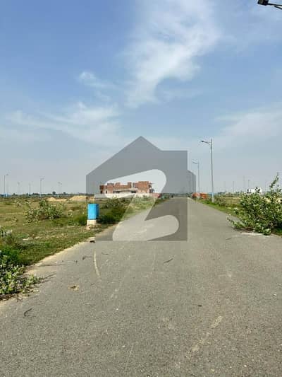 1 KANAL POSESSION PLOT NEAR PARK MASJID IDEAL FOR INVESTMENT