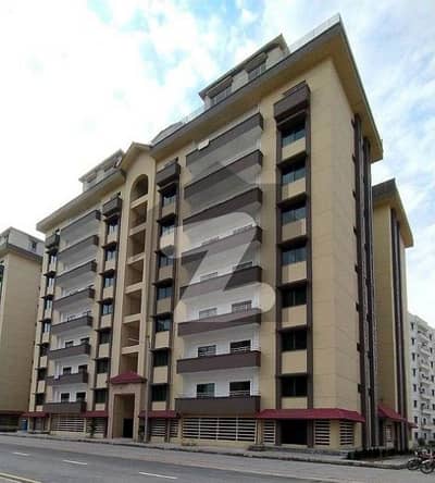 Beautiful 3-Bedrooms Flat For Sale In Askari-11 Lahore