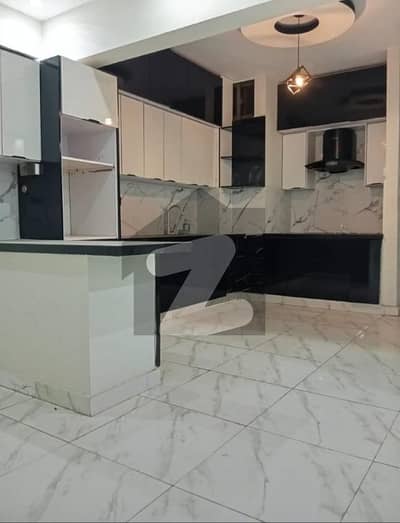 Prime Location sale A Flat In Karachi Prime Location