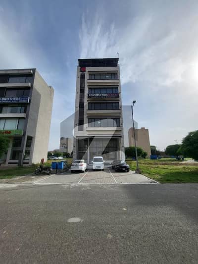 ڈی ایچ اے فیز 6 - سی سی 2 بلاک ڈی ایچ اے فیز 6,ڈیفنس (ڈی ایچ اے),لاہور میں 1 کمرے کا 4 مرلہ دفتر 75.0 ہزار میں کرایہ پر دستیاب ہے۔