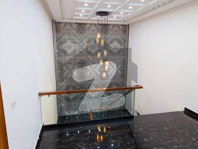 Bhatti estate offer 2 kanal full house available for rent