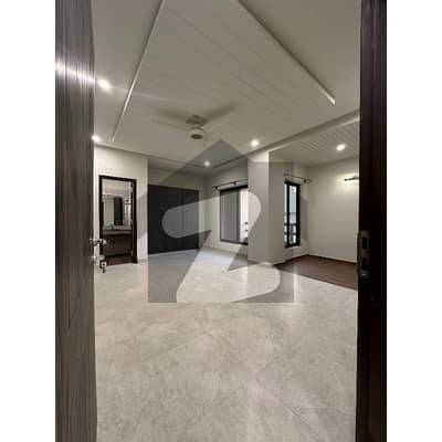 Flat Available for rent