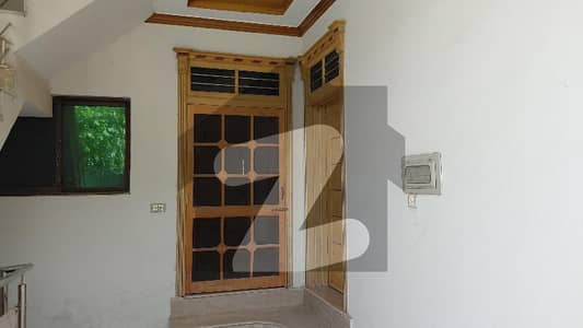 آئی ۔ 10/4 آئی ۔ 10,اسلام آباد میں 2 کمروں کا 5 مرلہ زیریں پورشن 68.0 ہزار میں کرایہ پر دستیاب ہے۔