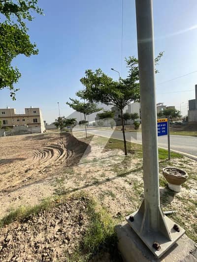 5 Marla Residential Plots Available For Sale In Park View City Lahore