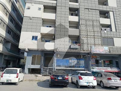 بلیو ایریا اسلام آباد میں 5 مرلہ عمارت 16.5 کروڑ میں برائے فروخت۔