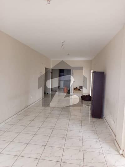 GOHOR TOWER FLAT FOR RENT IN GULSHAN E IQBAL 13D2