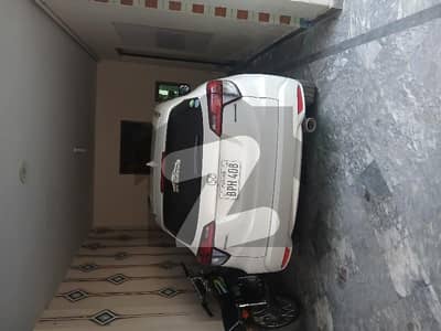 Girve e/ 4 beds drawing dinning lounge terrace top roof and big porch lawn 2 familes can live togather Girve e/ 4 beds drawing dinning lounge terrace top roof and big porch lawn 2 familes can live togather