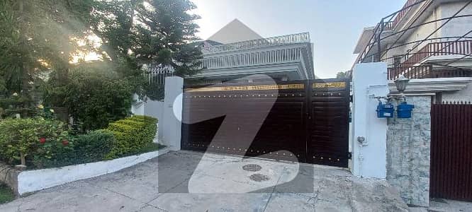 F-11 FULL HOUSE 2,UNIT 6 BED