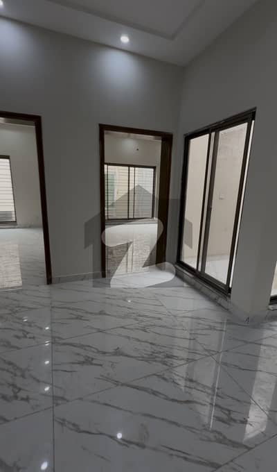 سینٹرل پارک ۔ بلاک اے سینٹرل پارک ہاؤسنگ سکیم,لاہور میں 4 کمروں کا 10 مرلہ بالائی پورشن 65.0 ہزار میں برائے فروخت۔ سینٹرل پارک ۔ بلاک اے سینٹرل پارک ہاؤسنگ سکیم,لاہور میں 4 کمروں کا 10 مرلہ بالائی پورشن 65.0 ہزار میں برائے فروخت۔