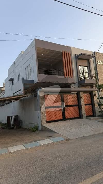 Prime Location House Of 400 Square Yards Is Available For sale