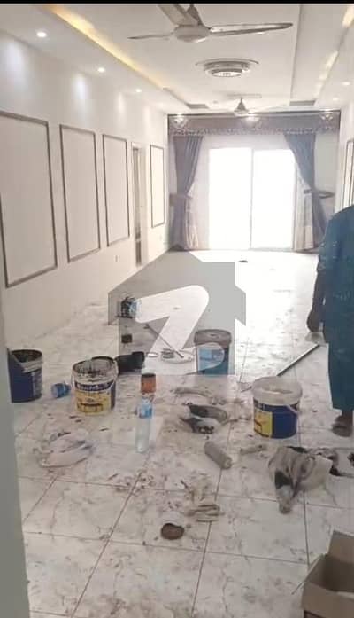 FLAT FOR SALE IN GULSHAN E IQBAL BLOCK 13D3