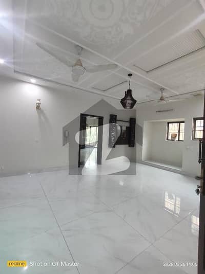 ڈی ایچ اے فیز 4 - بلاک ڈبل جی فیز 4,ڈیفنس (ڈی ایچ اے),لاہور میں 5 کمروں کا 1 کنال مکان 7.75 کروڑ میں برائے فروخت۔ ڈی ایچ اے فیز 4 - بلاک ڈبل جی فیز 4,ڈیفنس (ڈی ایچ اے),لاہور میں 5 کمروں کا 1 کنال مکان 7.75 کروڑ میں برائے فروخت۔