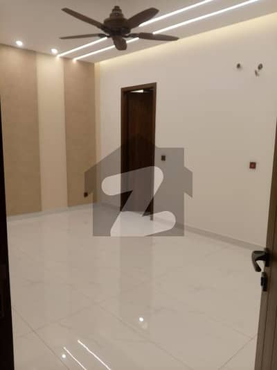1 KANAL BRAND NEW UPPER PORTION AVAILABLE FOR RENT NEAR DHA PHASE 8 EX PARK VIEW
