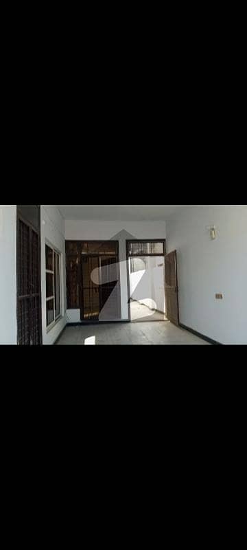 مرغزار آفیسرز کالونی لاہور میں 5 کمروں کا 10 مرلہ مکان 1.25 لاکھ میں کرایہ پر دستیاب ہے۔