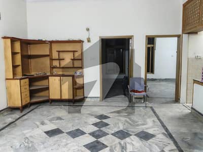 رینج روڈ راولپنڈی میں 2 کمروں کا 6 مرلہ زیریں پورشن 45.0 ہزار میں کرایہ پر دستیاب ہے۔