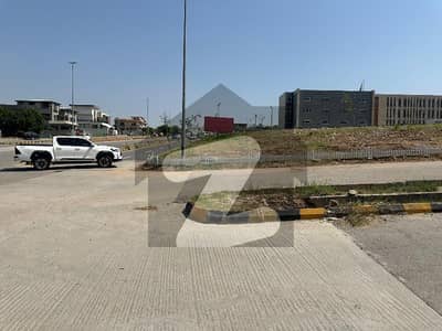ڈی ایچ اے فیز 5 - سیکٹر سی ڈی ایچ اے ڈیفینس فیز 5,ڈی ایچ اے ڈیفینس,اسلام آباد میں 1 کنال رہائشی پلاٹ 4.25 کروڑ میں برائے فروخت۔