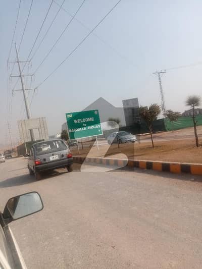 10 MARLA PLOT  MARGALA ENCLAVE ISLAMABAD   DHA + CDA  IDEAL LOCATION