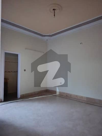 گلشن-اے-کنیز فاطمہ - بلاک 1 گلشنِ کنیز فاطمہ,سکیم 33,کراچی میں 2 کمروں کا 4 مرلہ فلیٹ 27.0 ہزار میں کرایہ پر دستیاب ہے۔