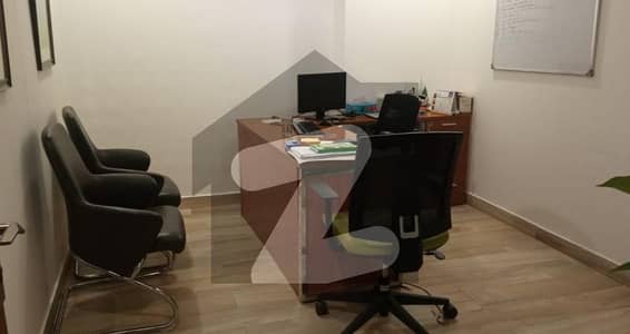 کلفٹن کراچی میں 3 کنال دفتر 60.0 لاکھ میں کرایہ پر دستیاب ہے۔