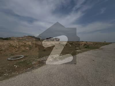 B17 block G 30*60 plot available for sale on reasonable price