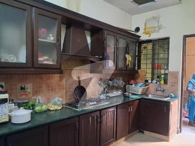 جوہر ٹاؤن لاہور میں 1 کمرے کا 5 مرلہ زیریں پورشن 50.0 ہزار میں کرایہ پر دستیاب ہے۔