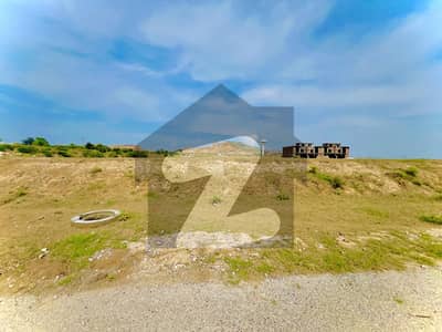 B17 block G 30*60 plot available for sale on reasonable price