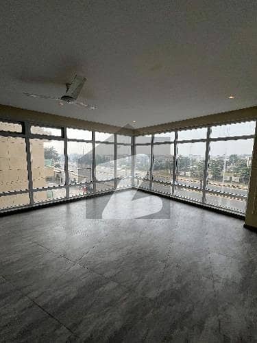 ڈیفینس رایا ڈی ایچ اے ڈیفینس,لاہور میں 2 کمروں کا 7 مرلہ فلیٹ 1.6 لاکھ میں کرایہ پر دستیاب ہے۔