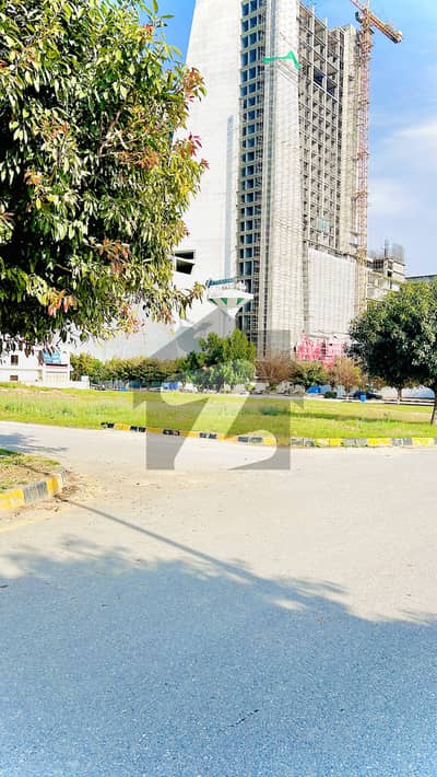 Prime location plot available for sale on reasonable price